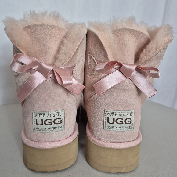 UGG Australian Pink Merino Sheepskin Platform Mini Boots with Silk Bow - Size 9 - Picture 7 of 16